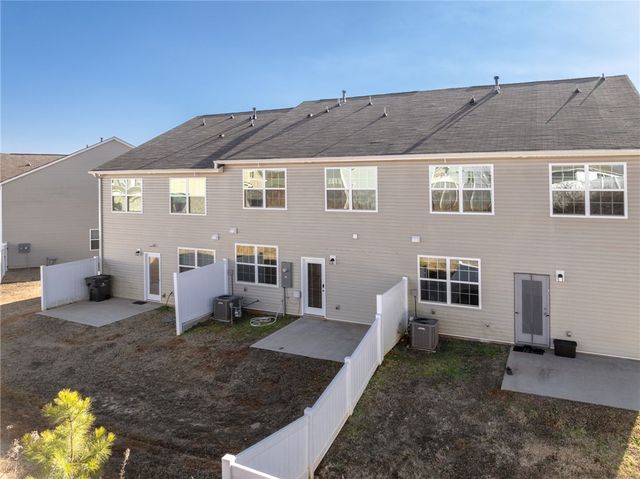 452 Bee Cove Way, Pendleton, SC 29670