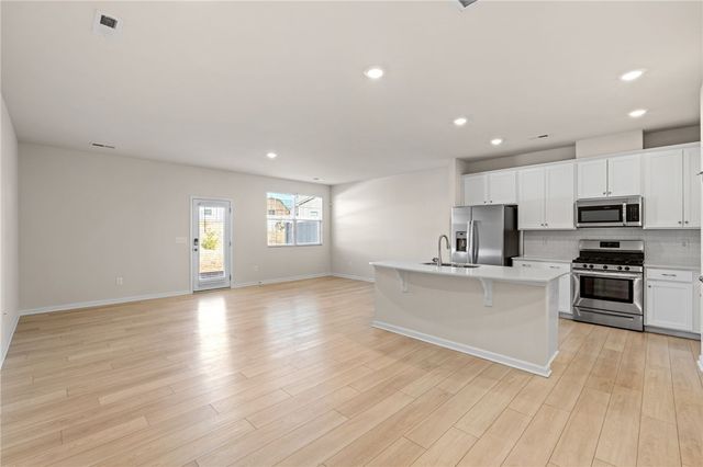 452 Bee Cove Way, Pendleton, SC 29670