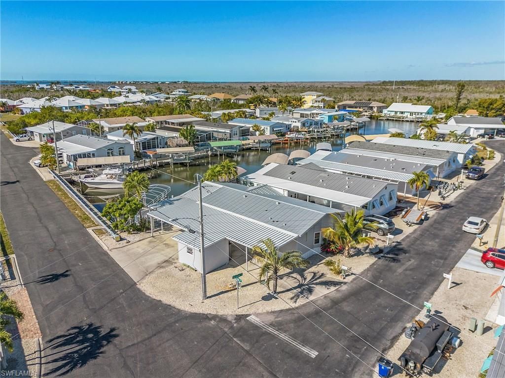 3065 Skipper LN, ST. JAMES CITY, FL 33956 — exterior