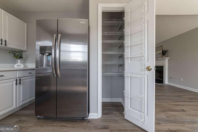 4378 Lodgeview Place, Douglasville, GA 30135