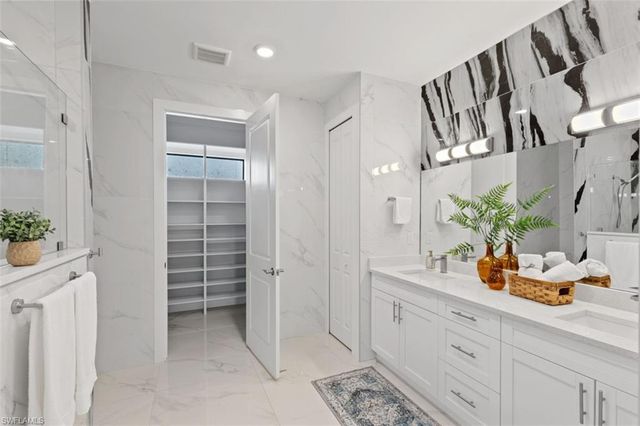 2709 6th ST W, Lehigh Acres, FL 33971