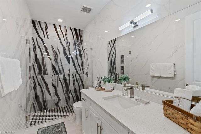 2709 6th ST W, Lehigh Acres, FL 33971