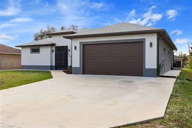 2709 6th ST W, Lehigh Acres, FL 33971