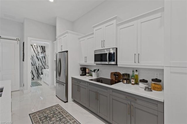 2709 6th ST W, Lehigh Acres, FL 33971