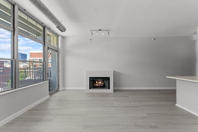 1200 W Monroe Street 415, Chicago, IL 60607