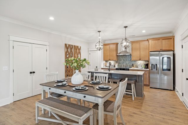 1962 Grace Johns Cir, Murfreesboro, TN 37128