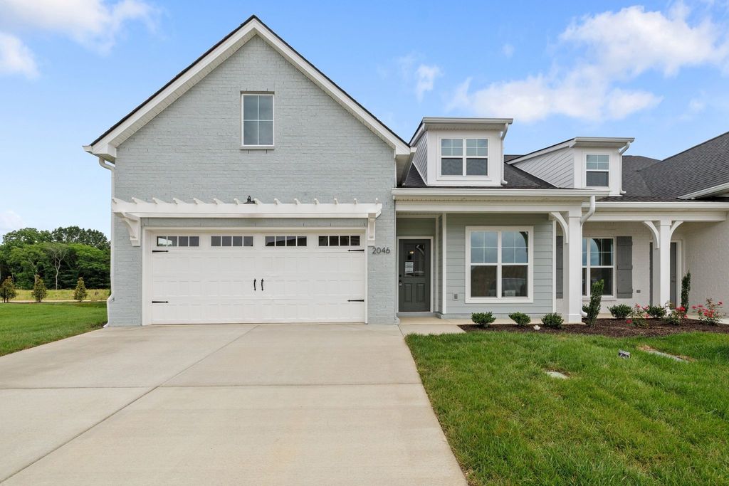 1962 Grace Johns Cir, Murfreesboro, TN 37128