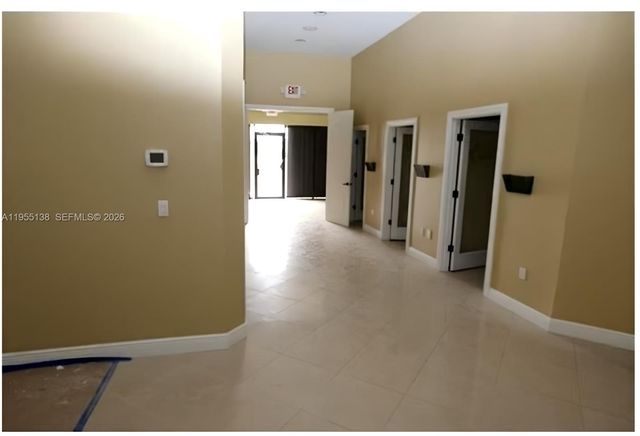 6135 NW 167th St E19, Hialeah, FL 33015