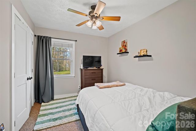 294 Timberlane Drive, Etowah, NC 28729