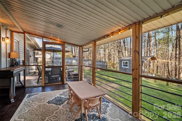 294 Timberlane Drive, Etowah, NC 28729