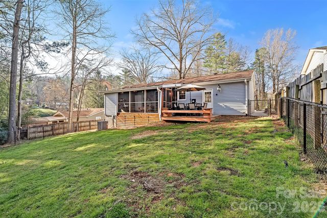 294 Timberlane Drive, Etowah, NC 28729