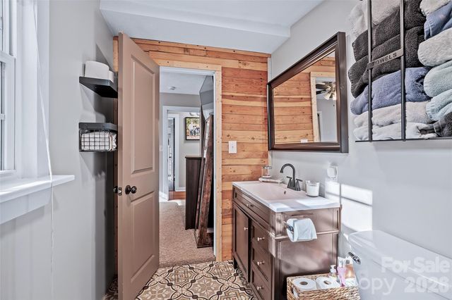 294 Timberlane Drive, Etowah, NC 28729