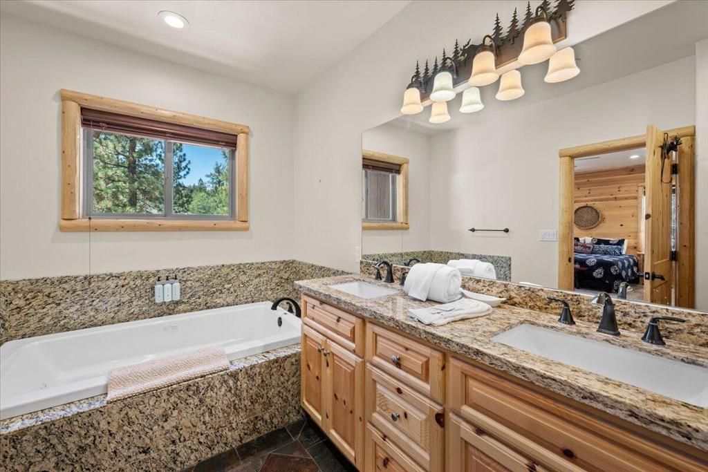 Image 14 of property listing at 132 Stony Creek Road, Big Bear, CA 92315