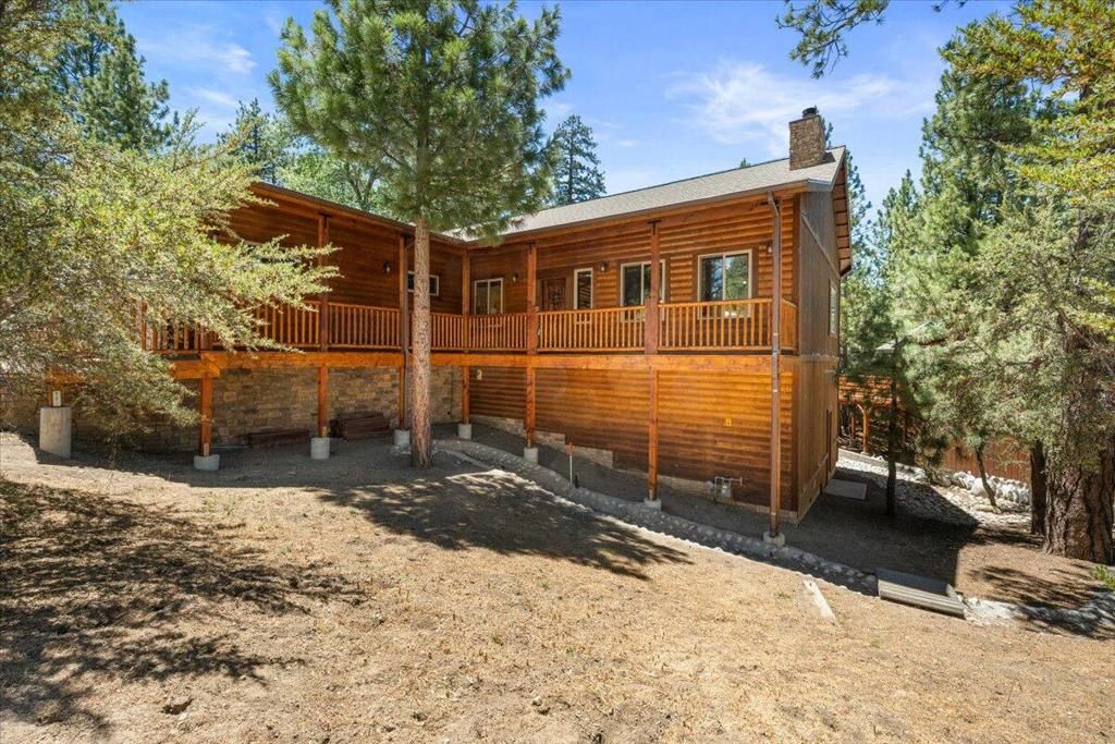 Image 2 of property listing at 132 Stony Creek Road, Big Bear, CA 92315