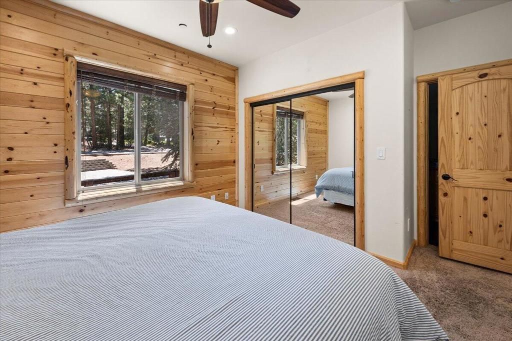Image 20 of property listing at 132 Stony Creek Road, Big Bear, CA 92315