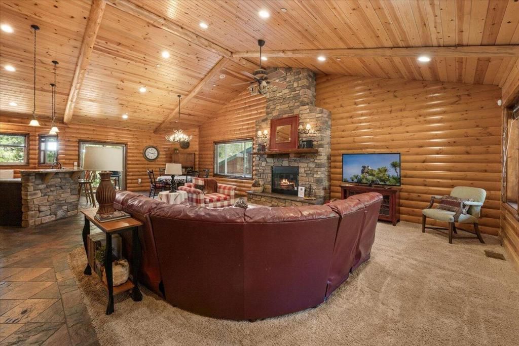Image 28 of property listing at 132 Stony Creek Road, Big Bear, CA 92315