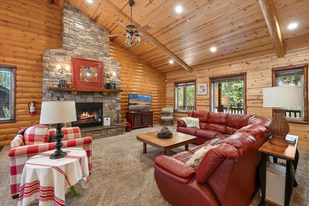 Image 5 of property listing at 132 Stony Creek Road, Big Bear, CA 92315