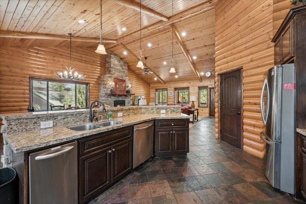 Image 9 of property listing at 132 Stony Creek Road, Big Bear, CA 92315