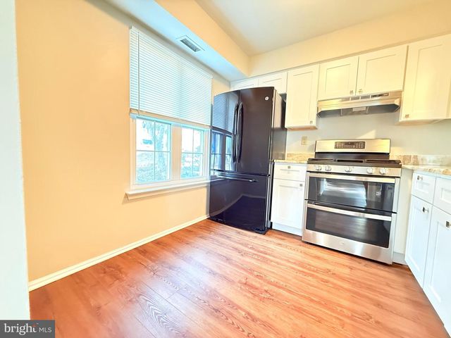 1707 SOCIETY PL, Newtown, PA 18940