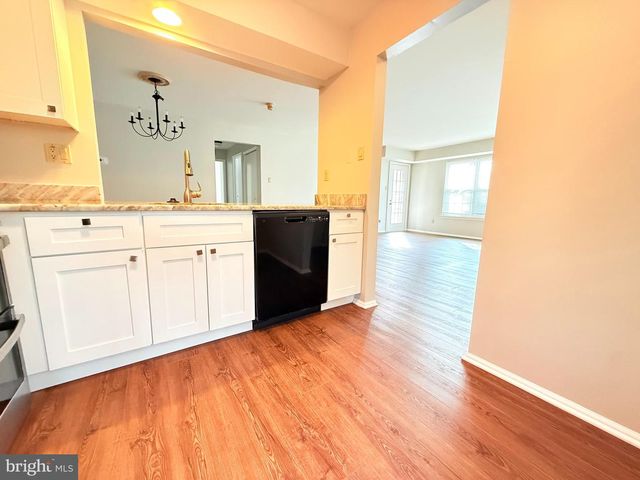 1707 SOCIETY PL, Newtown, PA 18940