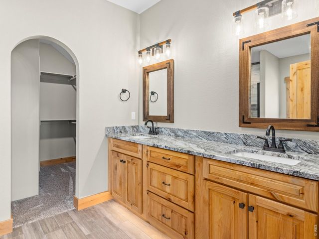 659 Peak View Dr, Estes Park, CO 80517