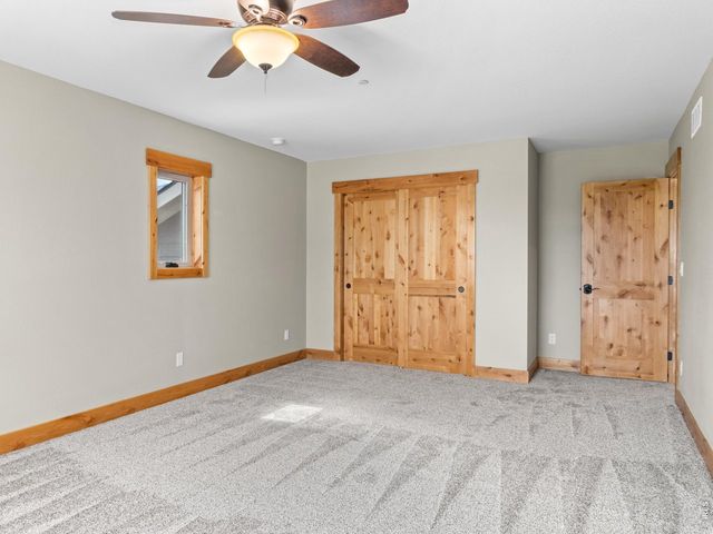 659 Peak View Dr, Estes Park, CO 80517