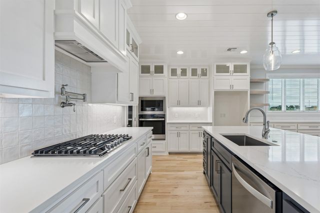84 E 165th Place S, Glenpool, OK 74033