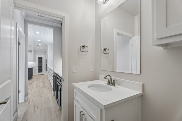 84 E 165th Place S, Glenpool, OK 74033