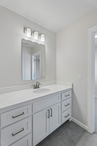 84 E 165th Place S, Glenpool, OK 74033