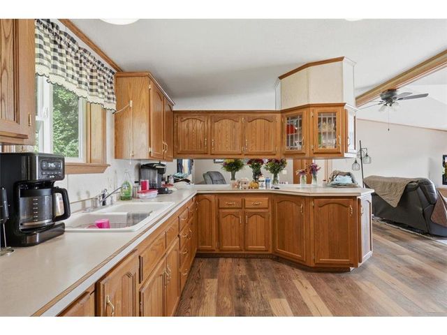 1041 220th Avenue, New Richmond, WI 54017
