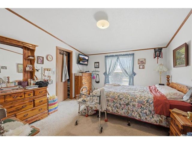 1041 220th Avenue, New Richmond, WI 54017