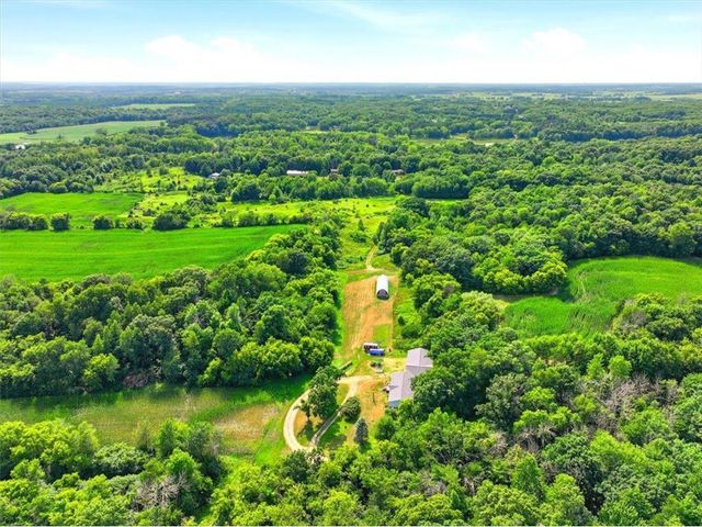 1041 220th Avenue, New Richmond, WI 54017