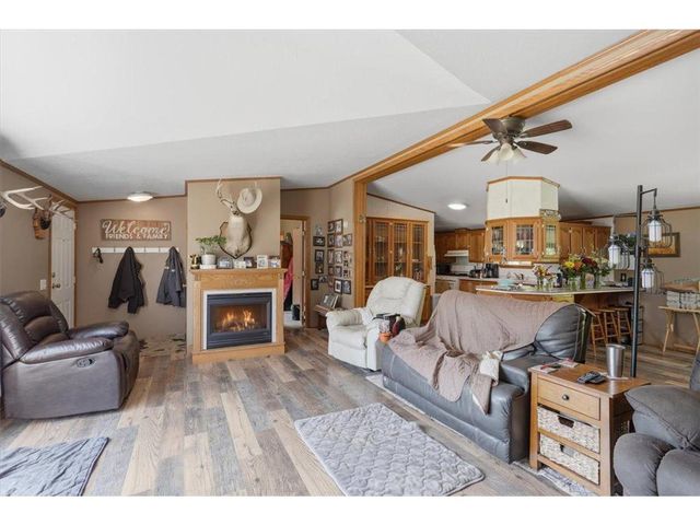 1041 220th Avenue, New Richmond, WI 54017