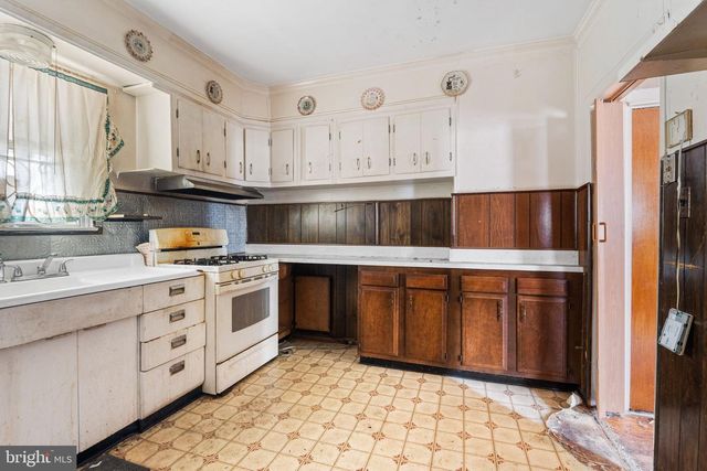 1412 N DUKELAND ST, Baltimore, MD 21216