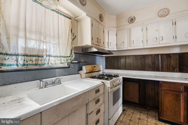 1412 N DUKELAND ST, Baltimore, MD 21216