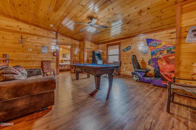 213 222223 Amet Way, Cosby, TN 37722