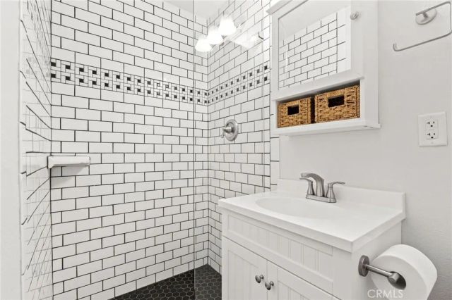 41741 55th West, Lancaster, CA 93536