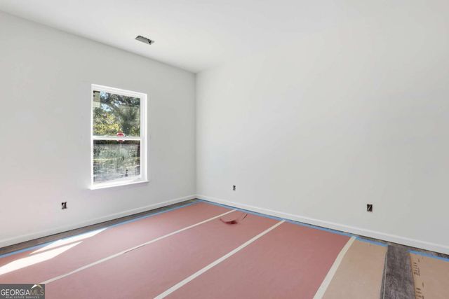 11 West Street, Savannah, GA 31415