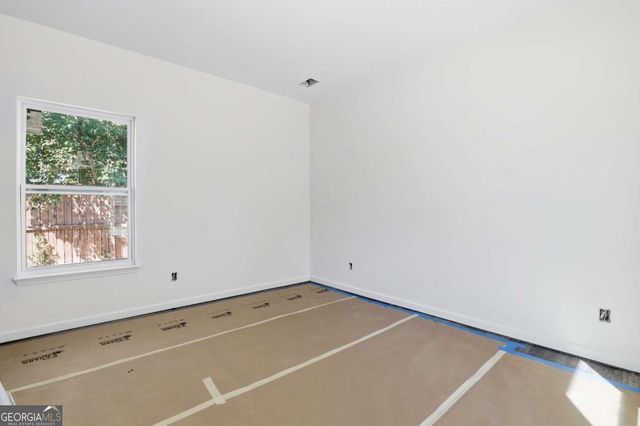 11 West Street, Savannah, GA 31415