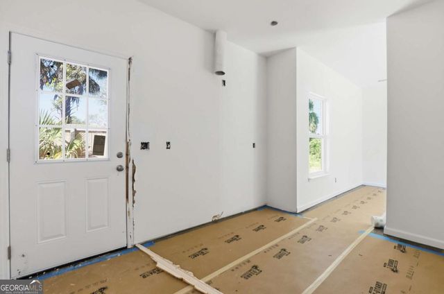 11 West Street, Savannah, GA 31415