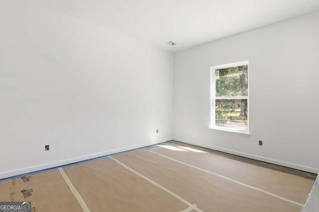 11 West Street, Savannah, GA 31415