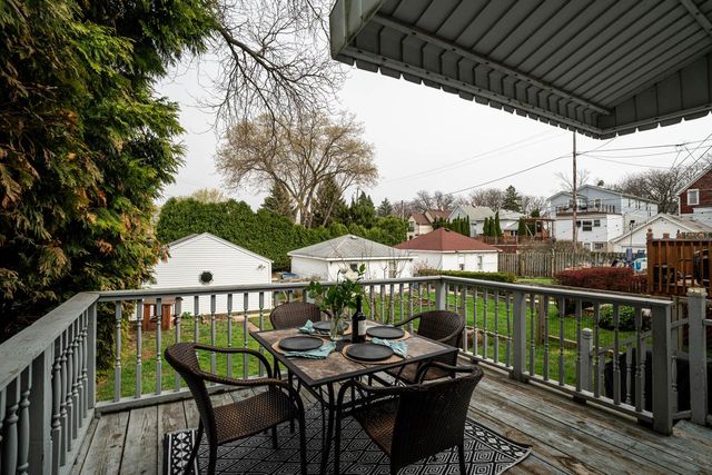2868 S Ellen STREET, Milwaukee, WI 53207