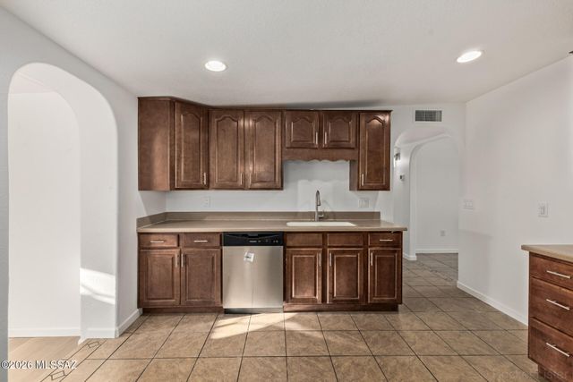 205 3rd Street, Huachuca City, AZ 85616