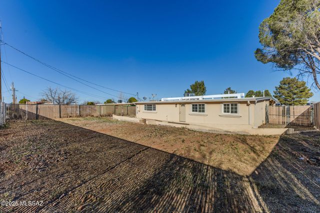 205 3rd Street, Huachuca City, AZ 85616