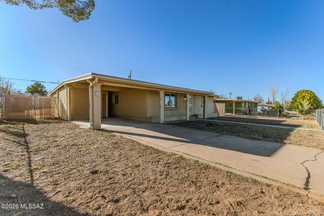 205 3rd Street, Huachuca City, AZ 85616