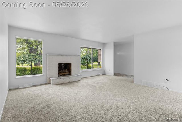 5120 Hillcrest Circle, Flint, MI 48506