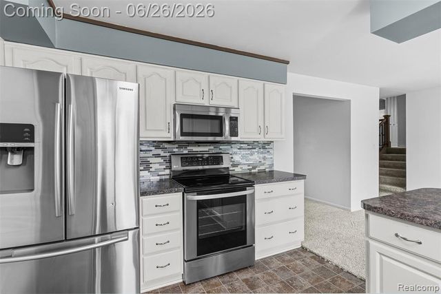 5120 Hillcrest Circle, Flint, MI 48506