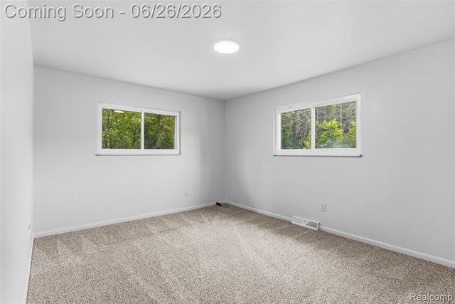 5120 Hillcrest Circle, Flint, MI 48506