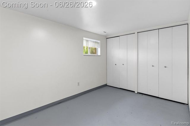 5120 Hillcrest Circle, Flint, MI 48506