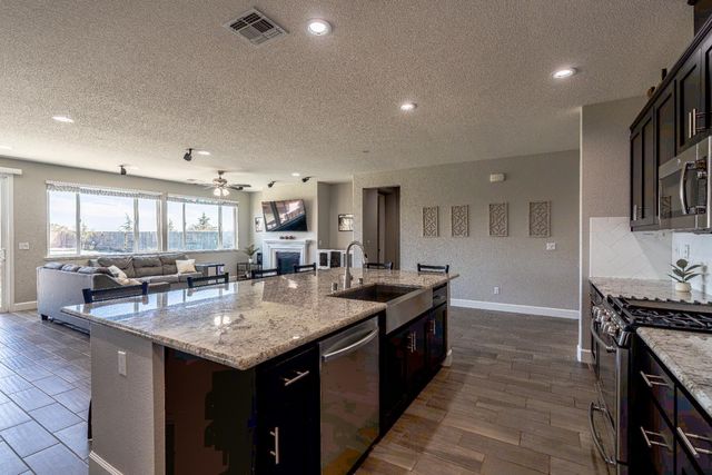 1722 Timbrel Way, Rocklin, CA 95765